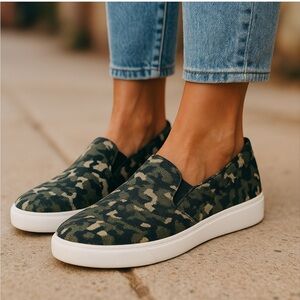 Adam Tucker Reese 12 camo style slip on shoes!